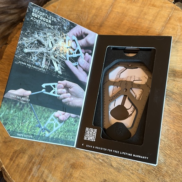 Tactica *NIB* M.020 Camping Multi-Tool Card - Picture 6 of 6